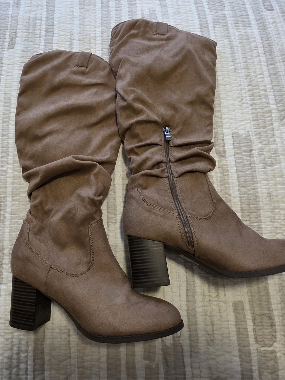 Source Unknown Tan Slouch Mid-Calf Block Heel Boots